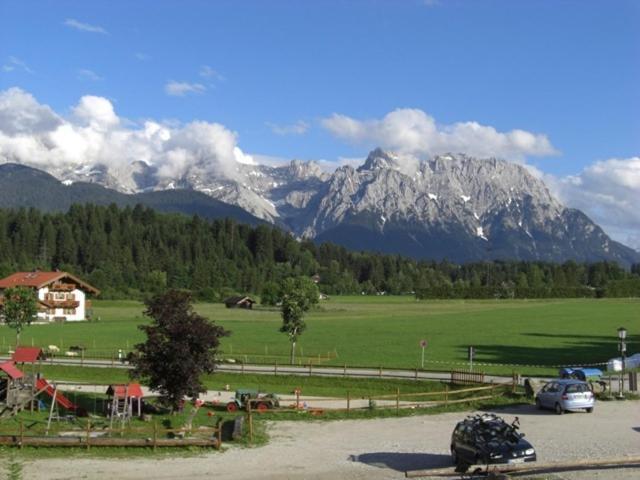 Ferienhotel Barmsee Krün Rum bild